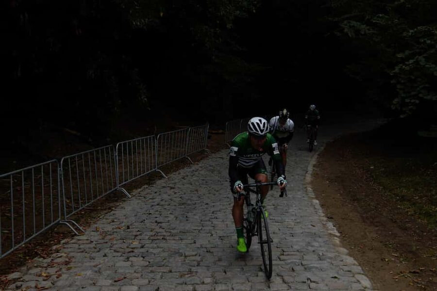 From Brussels to Flanders 100km road cycling tour - The Muur van Geraardsbergen Moment You Will Feel in Your Legs