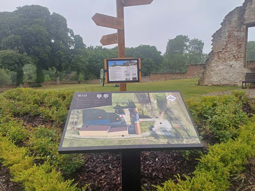 "From Brussels: Waterloo Battlefield History Private Tour - Climb Lion’s Mount, then read the battlefield