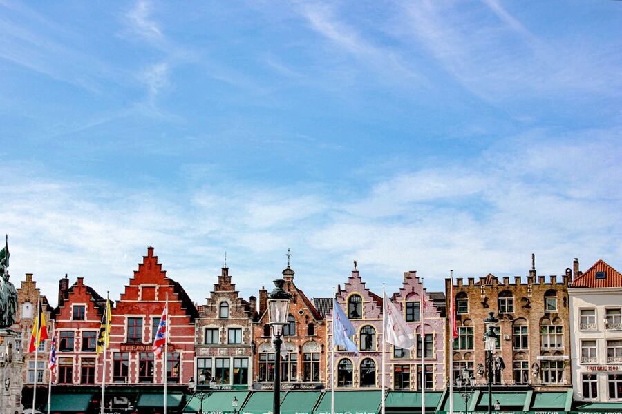 From Paris: Private Bruges Tour - First stop: the UNESCO historic center of Bruges
