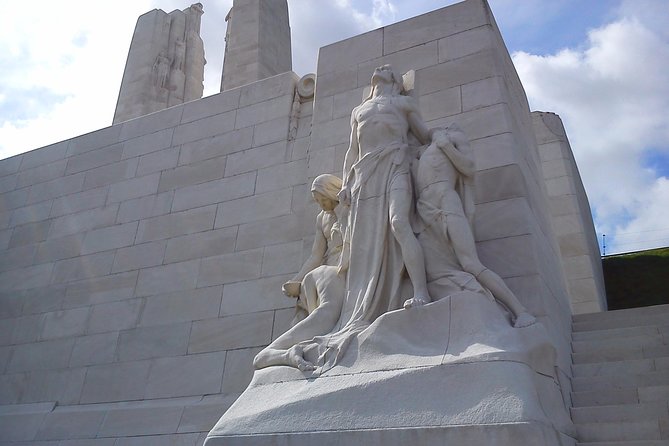 Full Day Canadian WW1 Vimy and Somme Battlefield Tour from Ypres - A 9-hour Canadian WWI Day Trip with Ypres Transfers