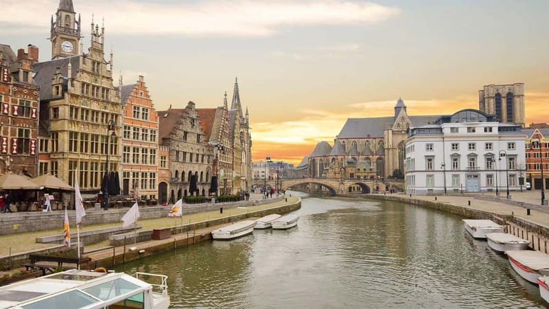 Gent Walking Tour with a Local - St. Bavo’s Cathedral: a high-impact stop without the feeling of a museum tour