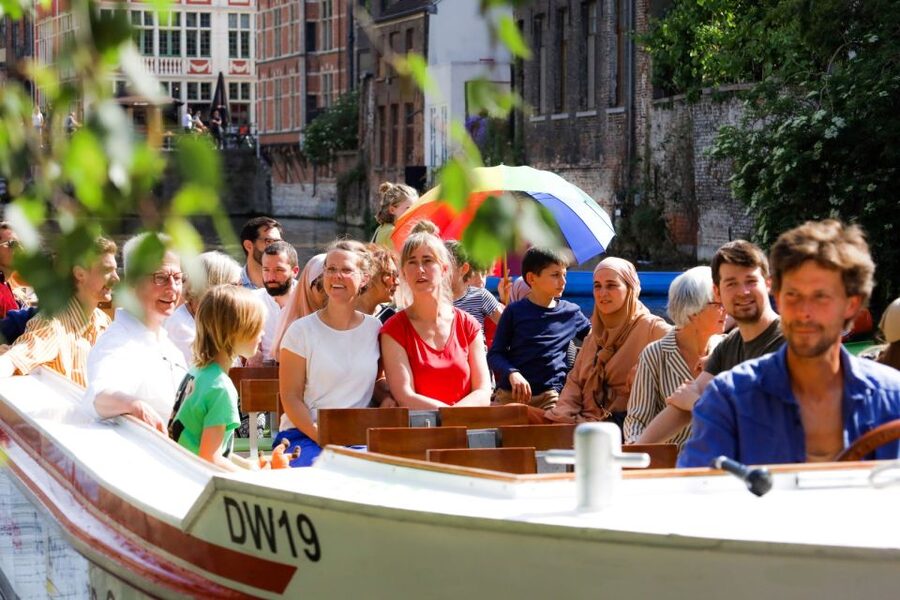 Ghent: 40 Minute Medieval Center Guided Boat Tour - St Bavo’s Cathedral, the Belfry, and St Nicholas Church in one go