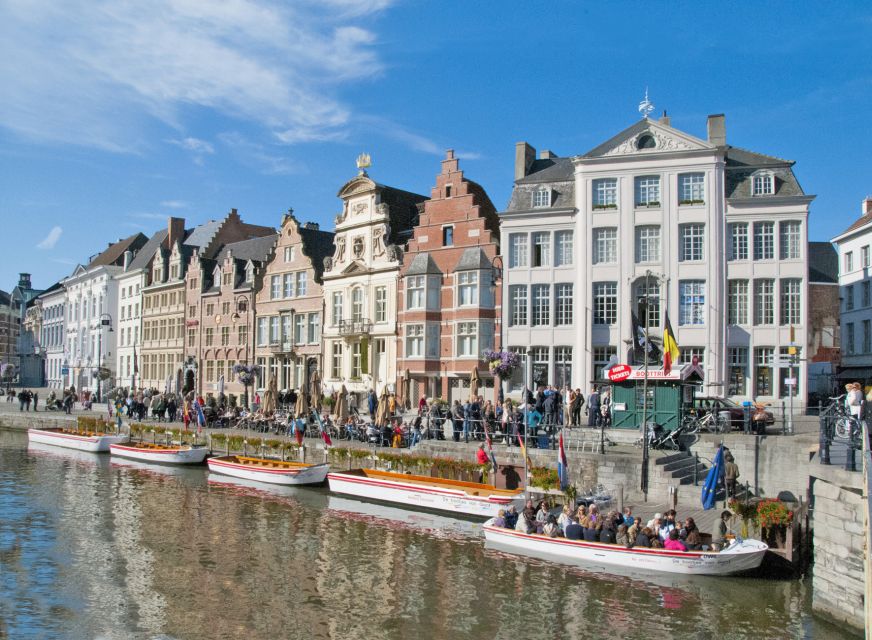 Ghent: 40 Minute Medieval Center Guided Boat Tour - Prinsenhof and Charles V: where politics meets the canal