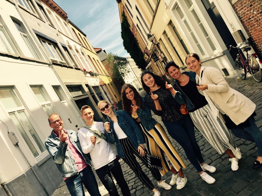 Ghent: Belgian Chocolate Walking Tour with Tastings - The city story: Ghent’s highlights between sweet breaks