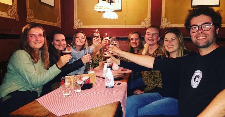 Ghent: Food & Drink Walking Tour with Tastings - The pacing and format: sampling, not a full meal