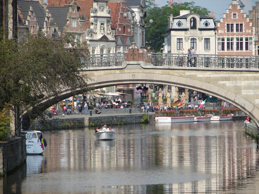 Ghent: Private 2-Hour Walking Tour - Vrijdagsmarkt Town Hall and the 15th-century Dulle Griet cannon