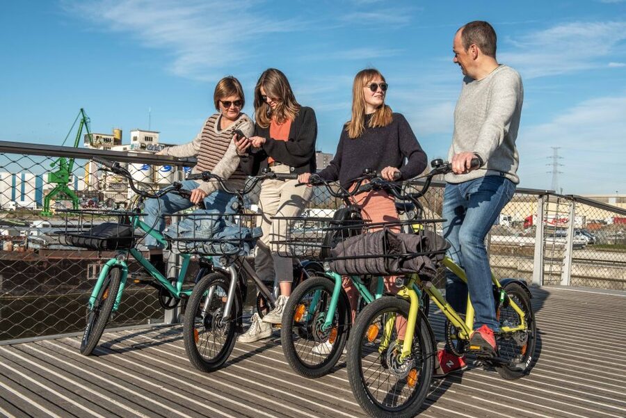 Ghent: Private Guided Bike Tour - The small beguinage UNESCO site, quiet contrast in a moving city