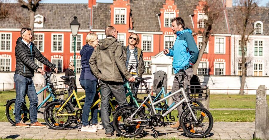 Ghent: Private Guided Bike Tour - Who this Ghent private bike tour suits best