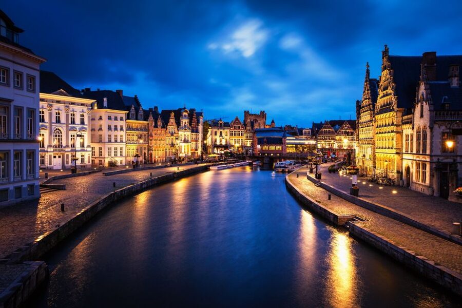 Ghent: The Dark Side of Ghent Private Walking Tour - A 90-minute private walk focused on Ghent’s dark side