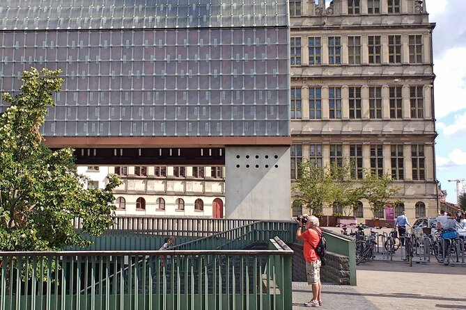 Ghent Walking Tour - City Highlights and Beyond Tradition - Starting at Vrijdagmarkt and the Artevelde statue