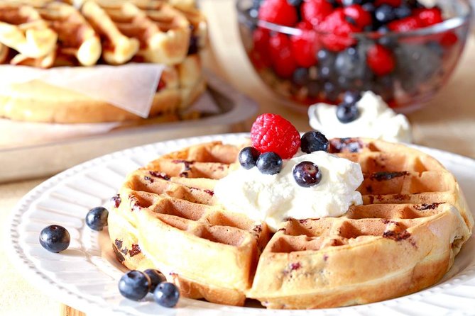 Gourmet Tour in Brussels - Group discounts, private setup, and mobile tickets: small details that help