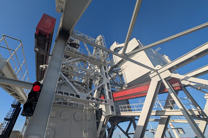 Guided Antwerp Port Tour, in your Car or Minibus - Scheldelaan Duality: Chemical Giants and the Graffiti Wall