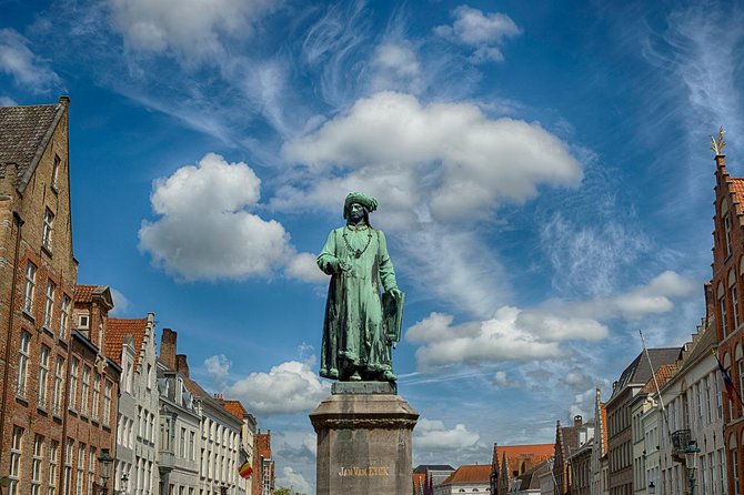 "Hidden Brugge" Photo Tour - 2hr open city tour & workshop - Sint-Janshuismolen windmills: ending on open space and letting your shots breathe