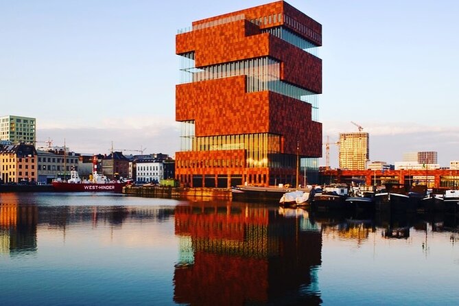 Historical Old Harbour Boat Tour in Antwerp - A One-Hour Antwerp Harbor Story on the MoekePapoe