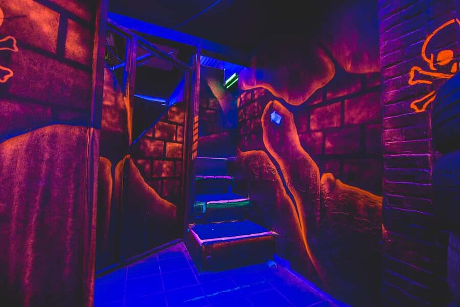 Leuven: Ultimate Laser Tag Experience – 3 Games + Drink - What makes LASER3000 in Leuven feel different