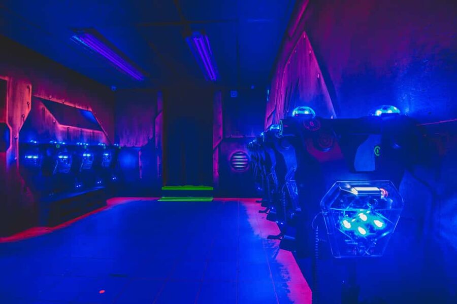 Leuven: Ultimate Laser Tag Experience – 3 Games + Drink - First impressions: check-in, gear, and getting your bearings