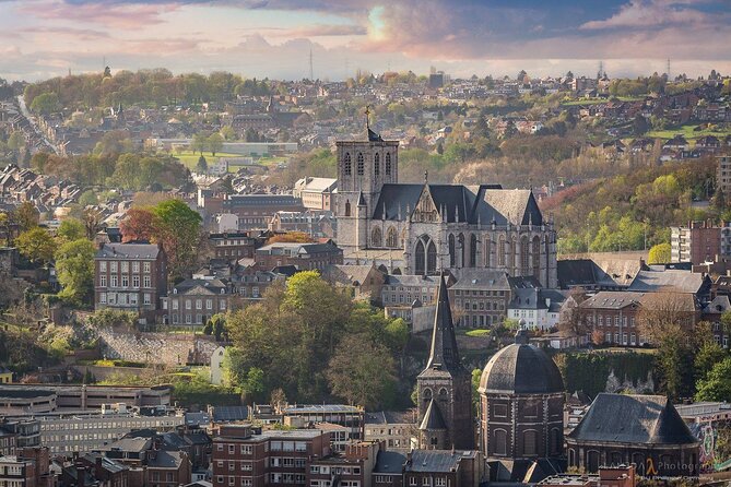 Liege Walking Tours - Le Perron: The Iconic Landmark Stop That Anchors the Whole Walk