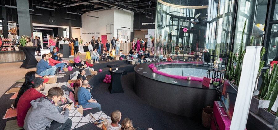 Luxembourg : Indoor Skydiving - Safety, weight limits, and who should plan to fly