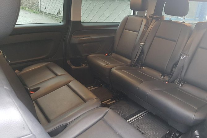 Luxury Minivan from Brussels airport to the city of Brussels - Timing, delays, and why your luggage plan matters