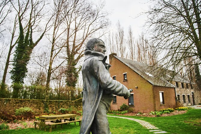 Napoleon Last Campaign (Waterloo, Ligny..) Day Tour from Brussels - Stop 4 in Waterloo town: a break with a reservation, not a full lunch deal