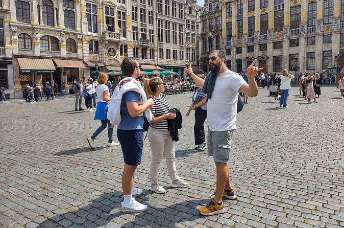 Navigate through Brussels and Discover Beer and Chocolate - Visiting a local bar with an amazing beer selection
