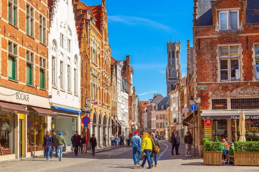 Paris: Brussels and Bruges Tour & Optional Chocolate Tasting - Belfry and City Hall: the skyline that anchors your map
