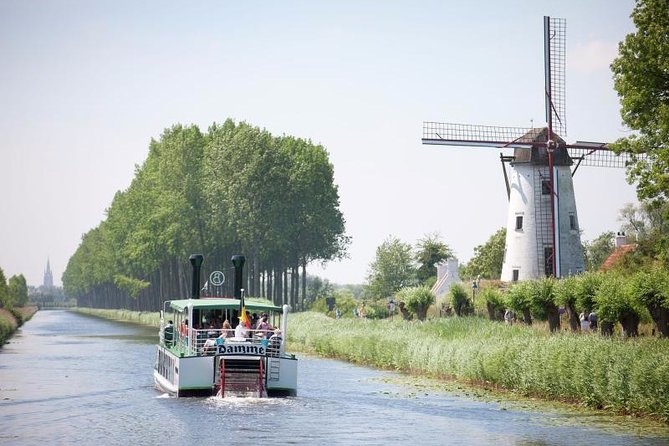 Private Bruges Countryside Cycling Tour to Damme with Guided Walk - Entering the ride: gear, meeting point, and first impressions