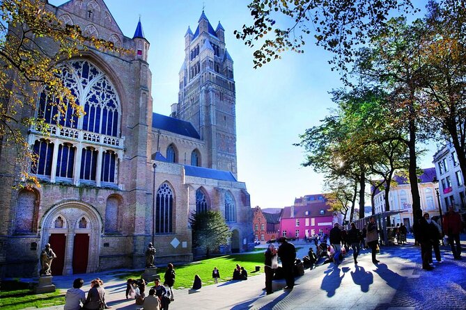 Private Bruges Guided Tour: Discover City's Rich Trade History - Vlamingstraat and the Italian Quarter, finance and foreign lodges