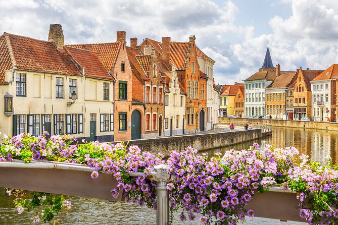 Private Bruges’ Iconic Sites and Chocolate Tasting Tour - St. Salvator, Oud Sint-Jan, and Ten Wijngaerde: the calmer side