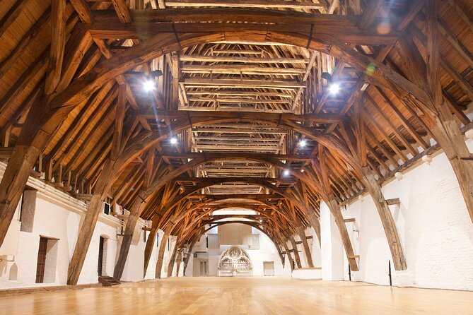 Private Customizable Guided Tour: Explore at Your Own Pace - Jan Van Eyckplein to Sint-Annakerk: art and architecture in the same breath