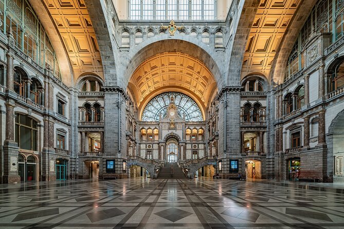Private Departure Transfer from Antwerp to Brussels By luxury car - Who should book this transfer, and who might skip it