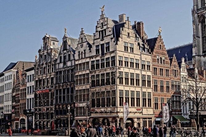 Private Departure Transfer from Antwerp to Brussels By luxury car - Brussels Airport timing, flight tracking, and the 45-minute wait