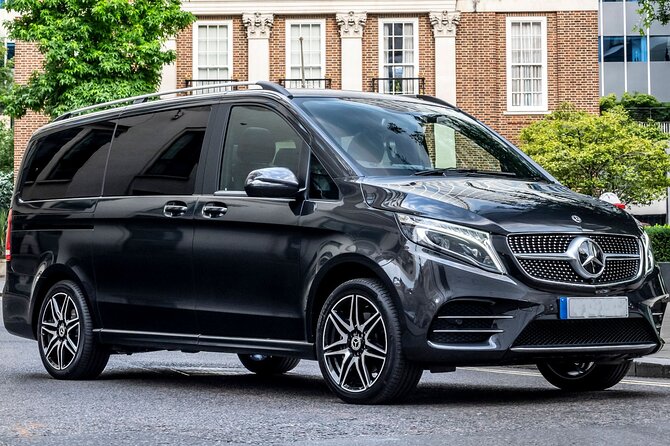 Private Departure Transfer from Brussels City to Brussels Airport by luxury van - The Simple 30-Minute Ride to BRU Airport