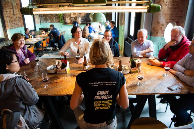 Private: Discover Brussels beer & breweries by a young local (incl. chocolate) - Bier Central Brussels: 300+ choices and a fun finish