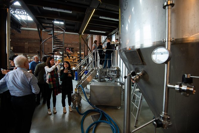 Private: Discover Brussels beer & breweries by a young local (incl. chocolate) - Pickup, private group time, and how that affects your value
