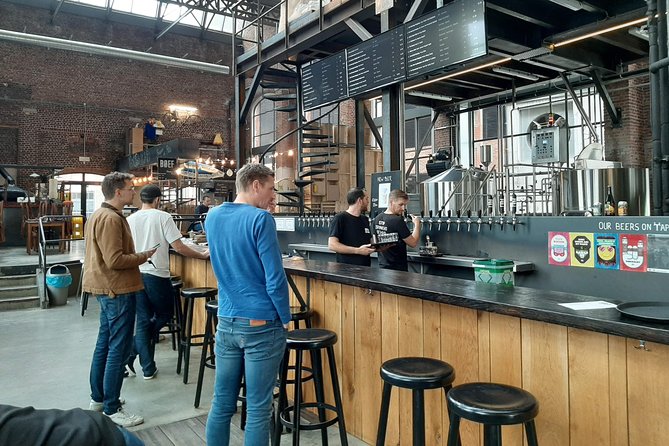 Private Ghent Beer & Brewery Tour by a young local - t dreupelkot: tasting local liquor in a centuries-old bar