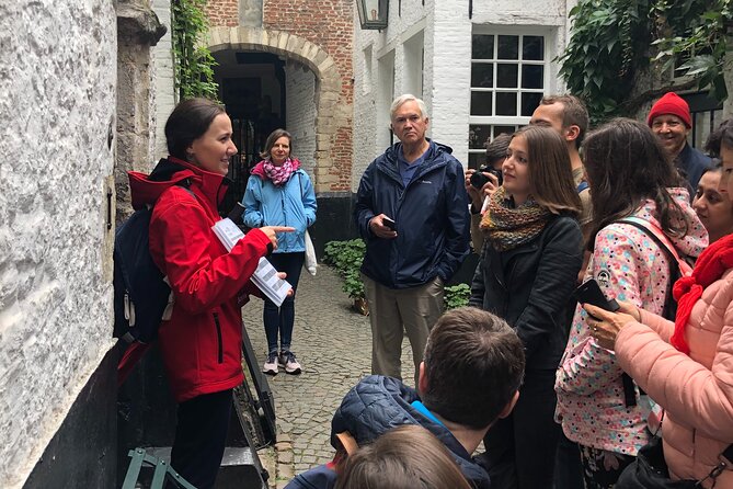 Private Historical Tour: Legends of Antwerp - Grote Markt and Het Steen: Giants, Hands, and the City’s Big Turning Points