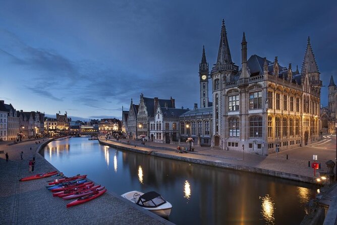 Private Historical Tour: The Best of Ghent - The Design Museum stop and why Gentenaars are stubborn