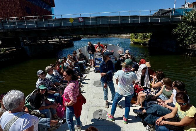 Private MAS Antwerp Aperitif Cruise (13–50 Guests) - The aperitif format: music, comfort, and group energy