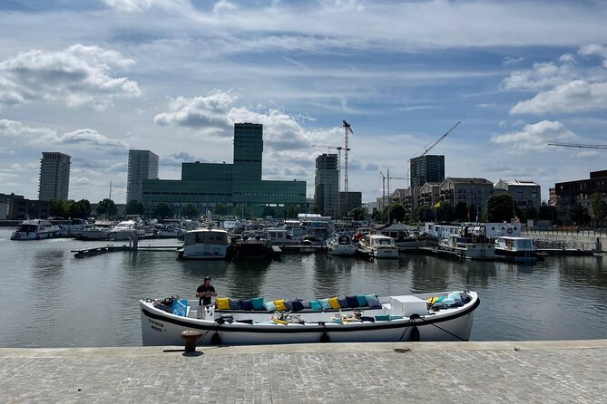 Private MAS Antwerp Aperitif Cruise (8 - 12 Guests) - Price and value for an Antwerp water plan