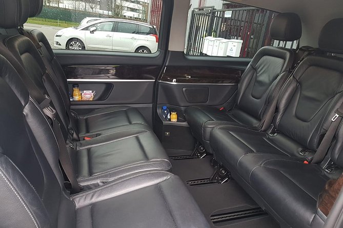 Private Transfer from Bruges to Brussels By Business car - Door-to-door comfort from Bruges to Brussels