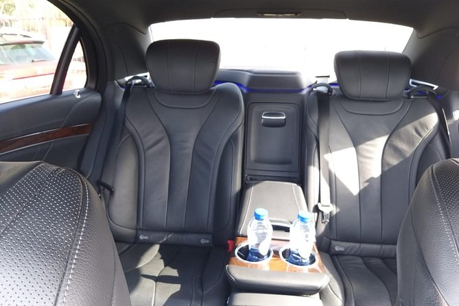 Private Transfer from Bruges to Brussels By Business car - Meet and greet: how you get matched with your chauffeur fast