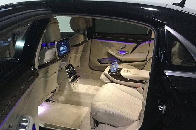Private Transfer from Brussels Airport to Bruges By Business car - Meeting your driver at arrivals, luggage help, and where cars are