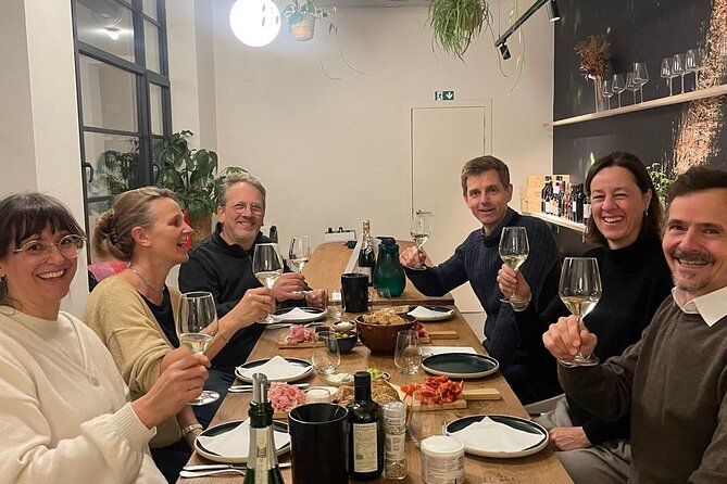 Private Wine Tasting in Boomgaardstraat Antwerp - Food pairing: Italian bites that actually keep up