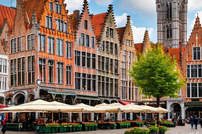 Stress-Free Bruges for Cruise Passengers with opt. Canal Cruise - Bruges wealth stop: family power and the cost of success