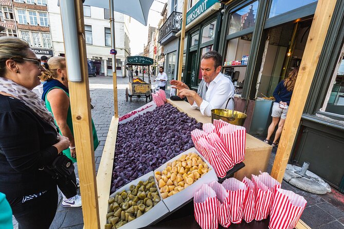 Taste of Ghent: Private Chocolate Walking Tour - Stop 3: Frituur Vrijdagmarkt for Belgian fries (yes, it matters)