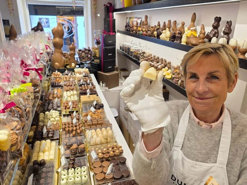 Thé best chocolate in Bruges! Private tour! - Why this Bruges chocolate tour works so well in 2 hours