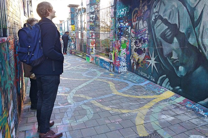 Walking food tour: Introduction to Ghent through food - A quirky artists alley stop: street art energy in Ghent