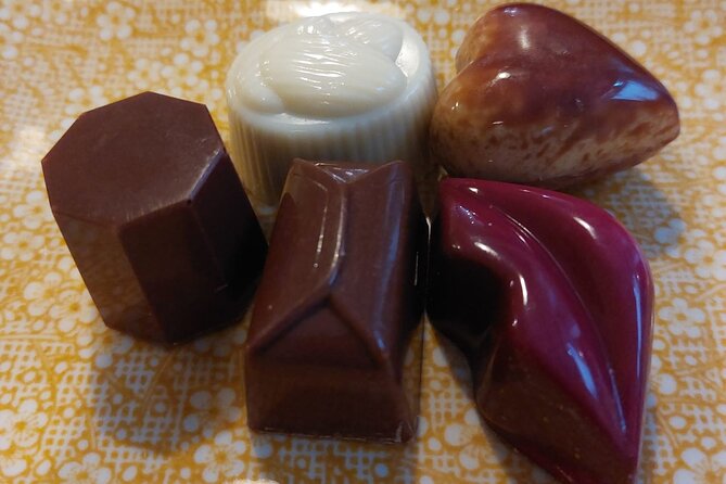 Walking Tour with Hot Chocolate and Chocolate Tasting - The route starts at Markt, Belfry views, and guild-house details